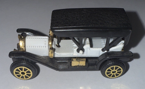 High Speed Ford Model T Four-Seater - #305 – White/Black - Picture 2 of 3