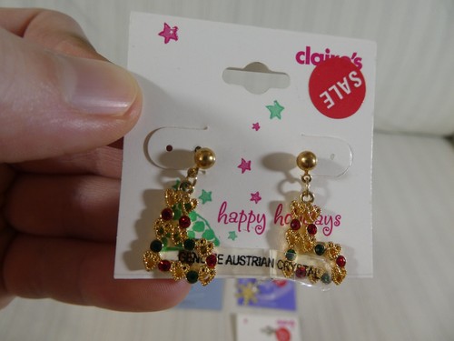 Lot of Vintage Y2K Christmas Bracelet Charms Earrings Christmas Tree Stocking F1 - Picture 2 of 12