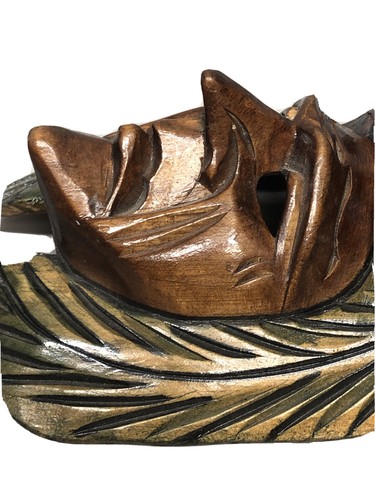 Mexican/Central American Decorative 9" Wooden Mask Wall Hanging Birds - Picture 6 of 7