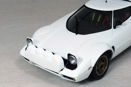 1/18 Lancia Stratos Hf White - Picture 6 of 9