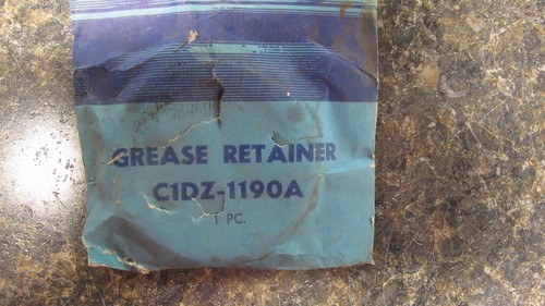1960-1965 Falcon Comet NOS Front Hub Grease Retainer Brand New FoMoCo REDUCED - Picture 2 of 2