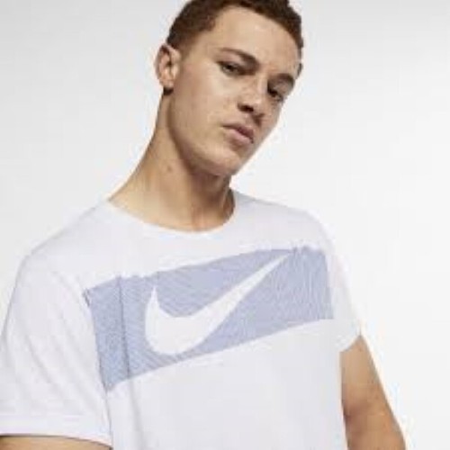 Nike Mens Breathe Short-Sleeve Training Top NWT - Picture 3 of 3