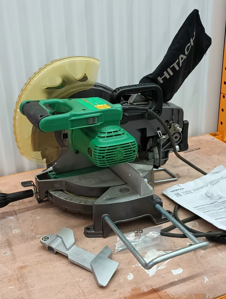 Hitachi C10FCH2 Compound Miter Saw with Laser Marker 10" Blade Green - Image 4 of 4