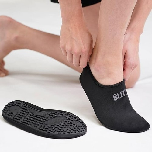 Blitz Superflex Sports Shoes Karate Pumps Black UK Kids Junior 10-11, XXXX Small - Picture 2 of 6