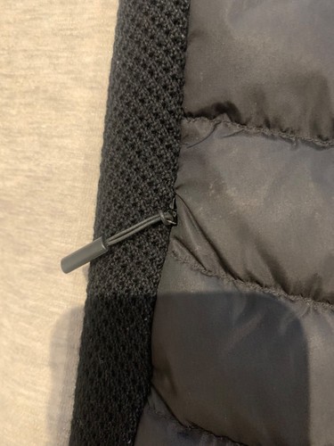 Canada Goose Hybridge Knitted Vest. Black. Medium. RRP: £495 - Picture 3 of 15