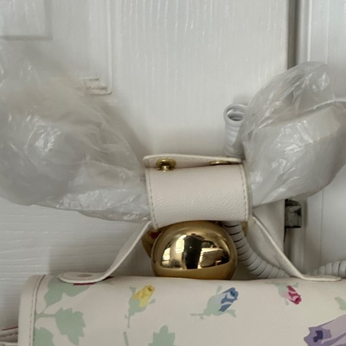 Betsey Johnson Brand New Retro Kitsch Phone Purse Crossbody Rosebud - Picture 3 of 7