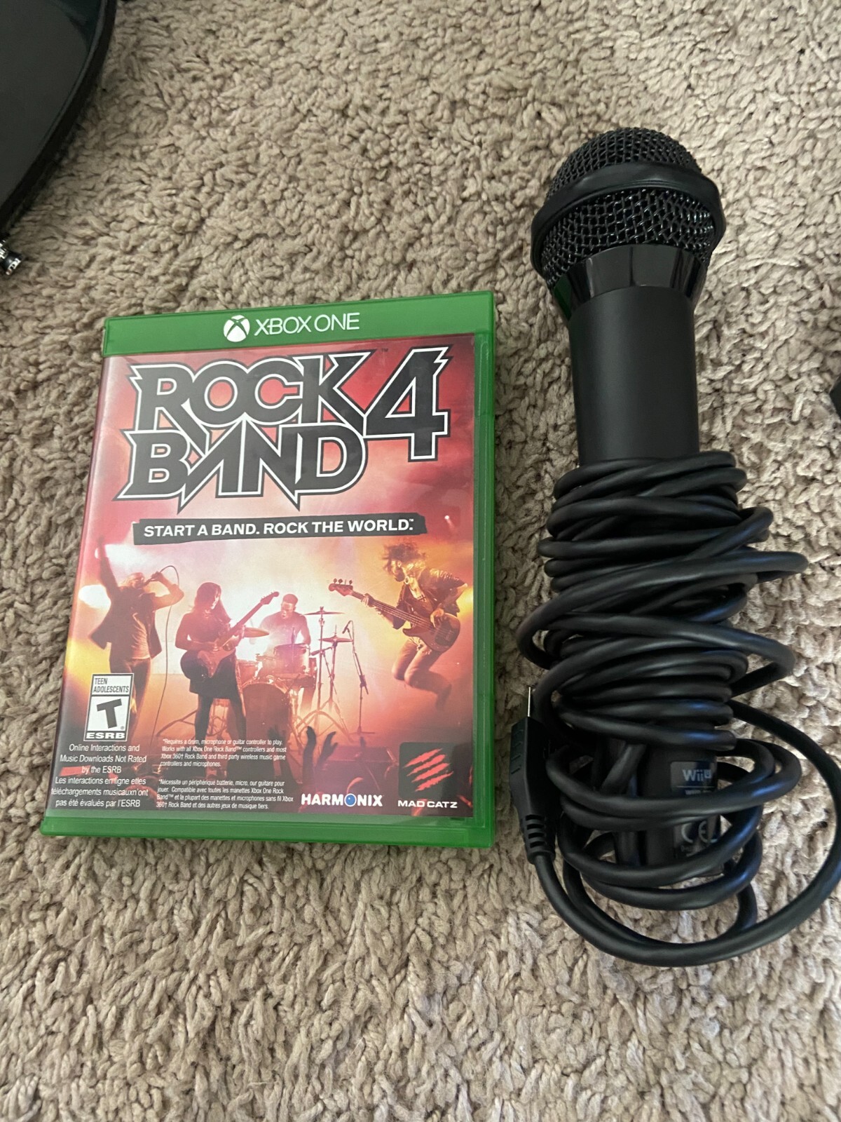 Rock Band 4 Bundle Xbox One Drums, Game, & Stratocaster Guitar, Bandin