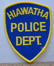 HIAWATHA   IOWA  POLICE  FABRIC PATCH