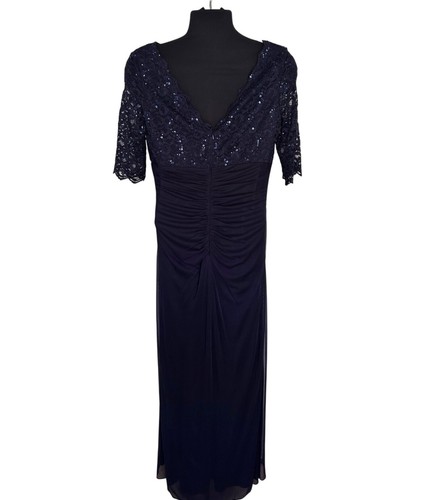 Abito Betsy & Adams 16 blu navy paillettes pizzo corpetto gonna increspata e dettagli perline - Foto 7 di 11