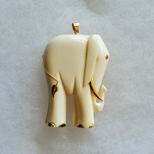 14k 585 Yellow Gold, large Hand Carved Elephant Pendant approx 2.5"H - Picture 10 of 12