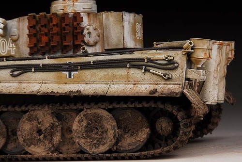 Ganador del premio construido Tamiya 1/35 Michael Wittman Snow Tiger S04 diorama + PE/tripulación - Imagen 15 de 20