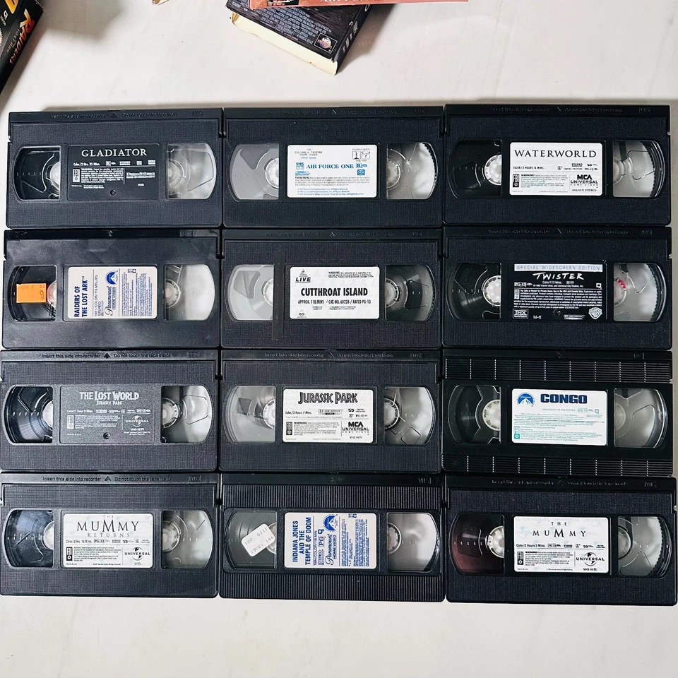 VHS Lot 12 Action Twister Waterworld Mummy Indiana Jurassic Cutthroat Gladiator - Image 2 of 3