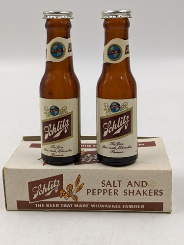 Vintage Schlitz Brewing Company Glass Beer Bottle Salt and Pepper Shakers NIB - Picture 1 of 3