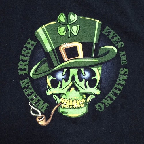 T-shirt vintage St. Patrick's Day Y2K When Irish Eyes are Smiling Green Skull XL - Foto 2 di 9