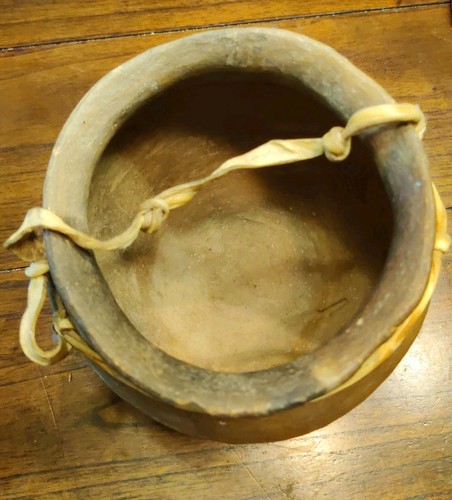 Vaso brocca acqua Olla primitivo fatto a mano nativi messicani Tarahumara pelle grezza - Foto 8 di 9