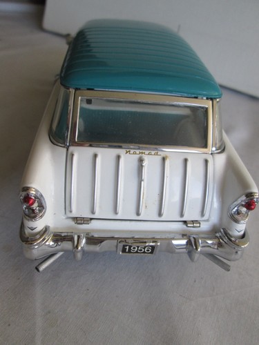 FRANKLIN MINT 1956 CHEVROLET BEL AIR NOMAD WAGON TEAL & RADIO ANTENNA & MIRORS - Picture 4 of 7
