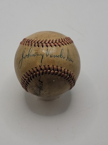Johnny Vander Meer, Ewell Blackwell and Harry Gumbert Autographed Baseball - Picture 1 of 4