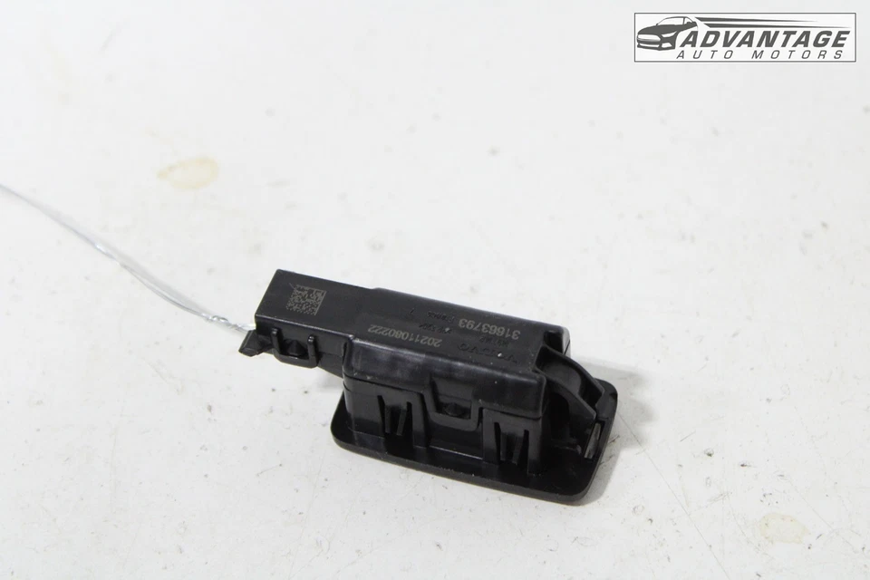 Volvo XC40 2019-2025 puerta delantera izquierda o derecha lámpara de cortesía luz OEM Foto 3 de 4