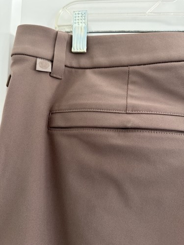 Pantalones Pantalón Lululemon ABC Ajuste Clásico Warpstreme 38 X 32 Taupe $128 - Imagen 12 de 12