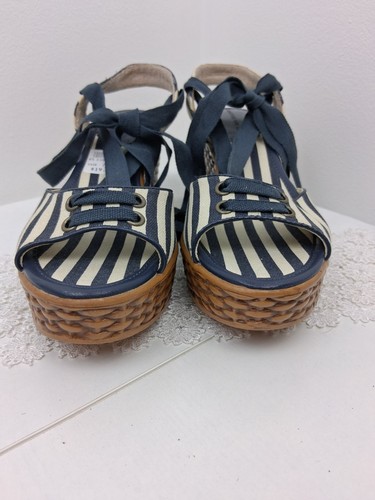 Montego Bay Club Wedge Peep Toe Strappy Sandals Size 7.5 New Blue White Stripes - Picture 6 of 11