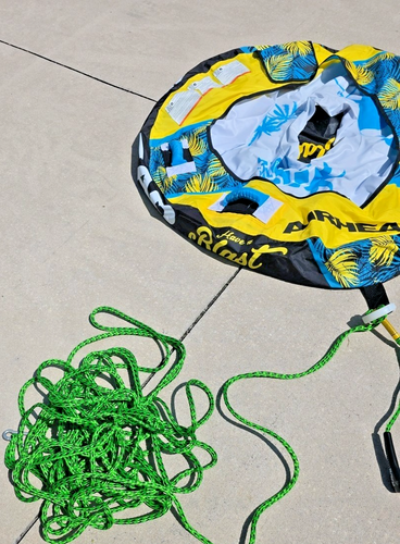 Airhead 1-Person Towable Tube with Tow Rope - Bild 3 von 4