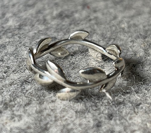 Tiffany & Co. Paloma Picasso 925 Sterling Silver Olive Leaf Band Size 6 - Picture 3 of 6
