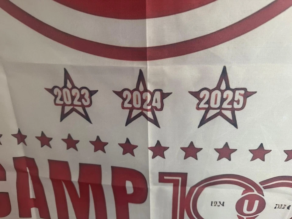 Universitario de deportes TRICAMPEON *29 bandera del TRICAMPEON 2025 150x90 cm - Imagem 3 de 4