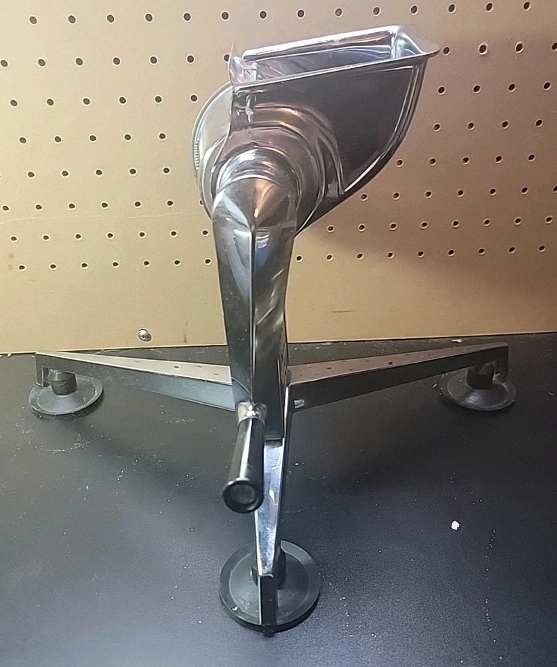 Trituradora rebanadora procesador de alimentos Saladmaster vintage con protector de dedos 5 conos BONITA Foto 4 de 4