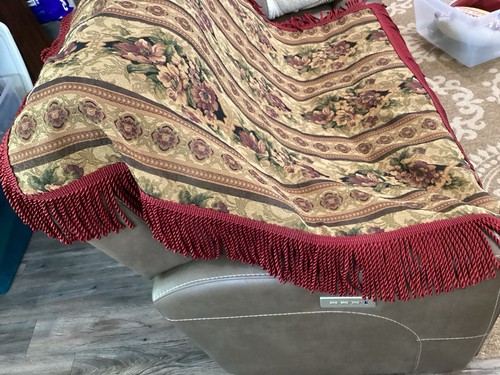 Vintage Gobelin Quadratische Tischdecke mit 6" schweren Fransen WUNDERSCHÖN!! - Bild 4 von 7