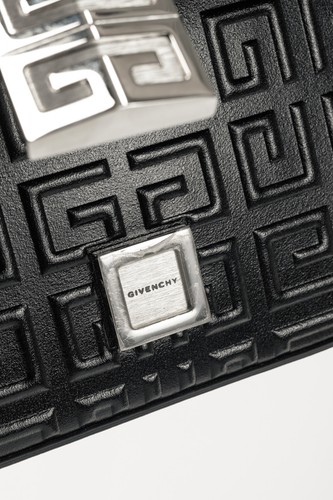 Givenchy Medium 4G Black Embossed Crossbody - Picture 10 of 12