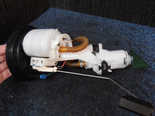 BMW R1200 GS Adventure Fuel Petrol Pump 2011 7/25 - Picture 14 of 19