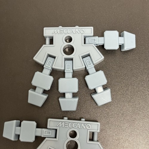 Meccano Tech Meccanoid G15 Personal Robot Replacement Part M021 & M029 HANDS - Picture 3 of 6