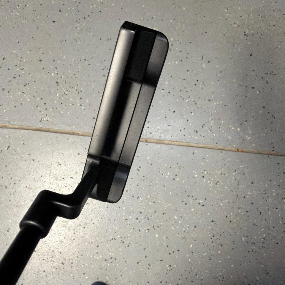 Ping PLD milled Anser Putter matte black, 35 inch, RH,  lightly used - Image 3 of 4