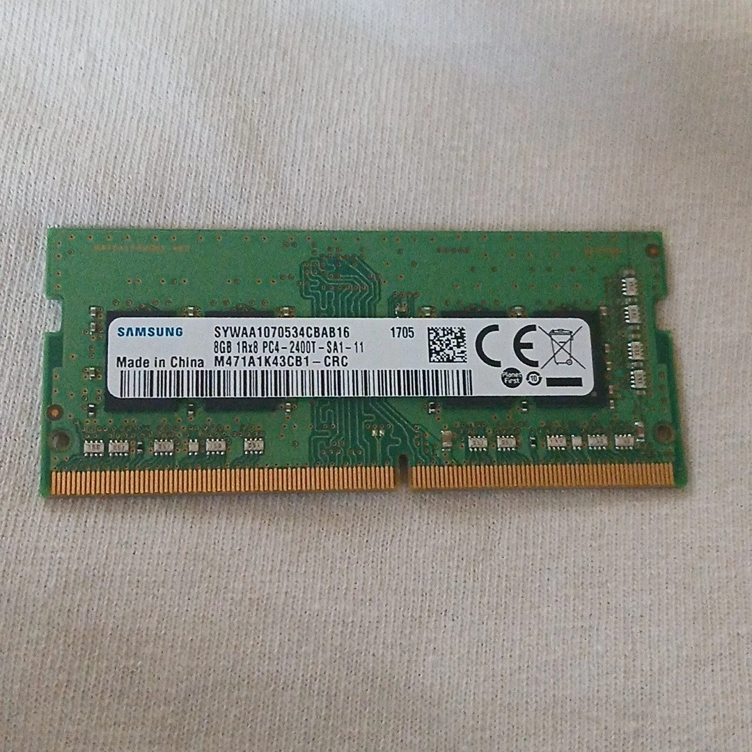 Samsung PC4-19200 (DDR4-2400) Bus Speed Computer RAM 8 GB Total