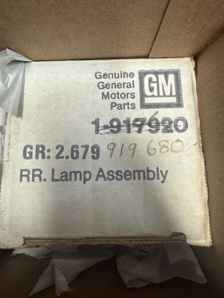 Chevy/GMC S10, Blazer, S15, задний фонарь Jimmy RH GM PN 919680 новый из старых запасов - Изображение 4 из 4