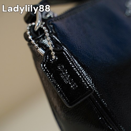 Nuevo con etiquetas Coach CW408 Nolita 19 charol rojo/negro/perla/rosa opción de color $188 - Imagen 44 de 61