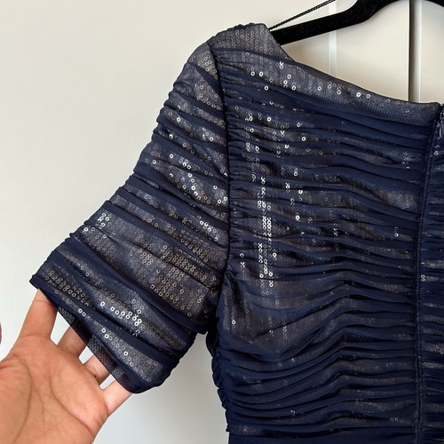 Adrianna Papell Evening Wear Women's Navy Dress Size 8P Short Sleeve Cowl Neck - Picture 5 of 11