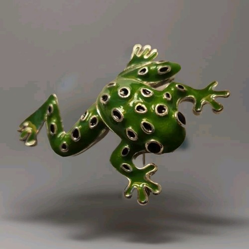 Fashion Frog Brooch Pin/Lapel Pin Enamel Green with Black Spots and Silver - Picture 5 of 6