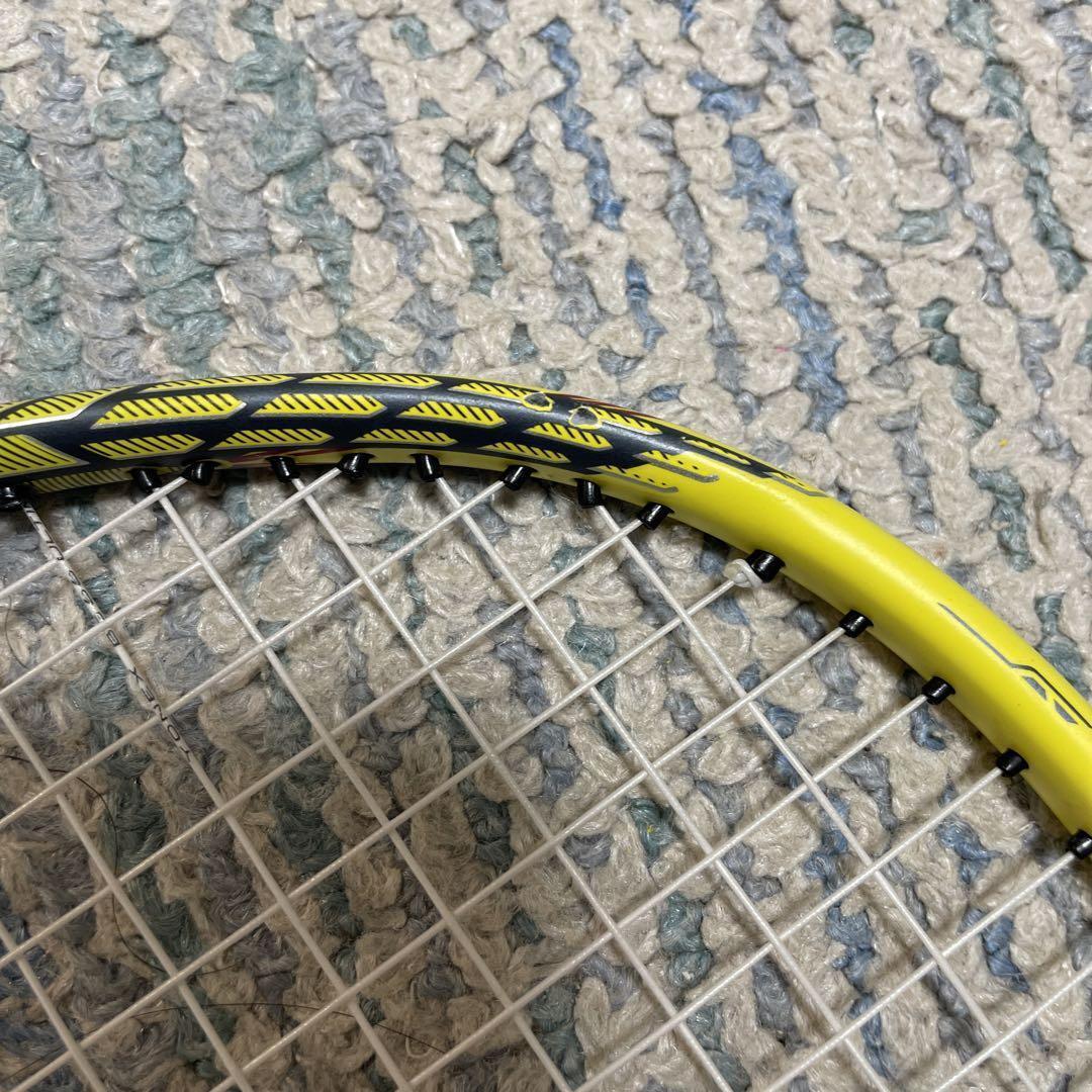Yonex Voltric Z-Force 2 Lindan Yellow 4UG5 Badminton Racket Yonex Voltric Z-Force 2 Lindan Yellow 4UG5 Badminton Racket
