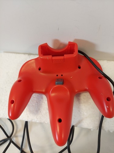 Nintendo 64 VJ202GY001 Corded Controller Red - Picture 8 of 9