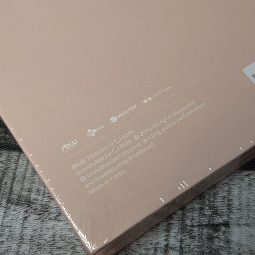 Mamamoo 1st Mini Album Hello Pink Version CD Photobook New Sealed Rare OOP - 第 3/3 張圖片