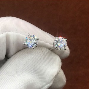 2Ct-Round-Cut-Moissanite-Solitaire-Earring-Stud-In-14K-White-Gold-Over