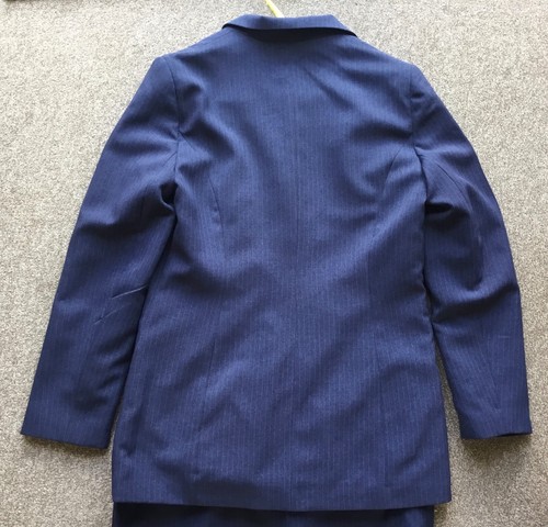 Sara ladies blue pinstripe jacket and skirt suit set jacket 12 skirt 14 vgc - Picture 5 of 9