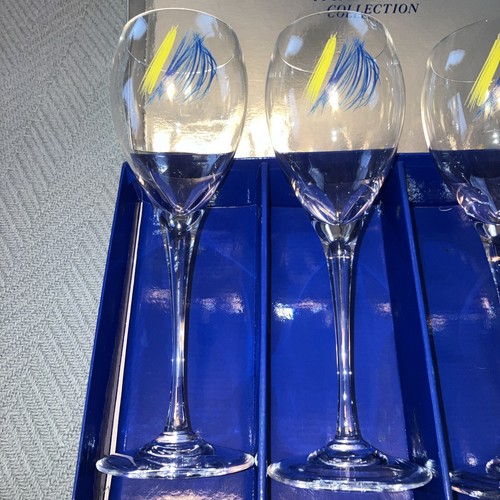 4 - TAITTINGER CHAMPAGNE THE COLLECTION 1992 FLUTES DESIGNED BY HANS HARTUNG - Picture 2 of 8