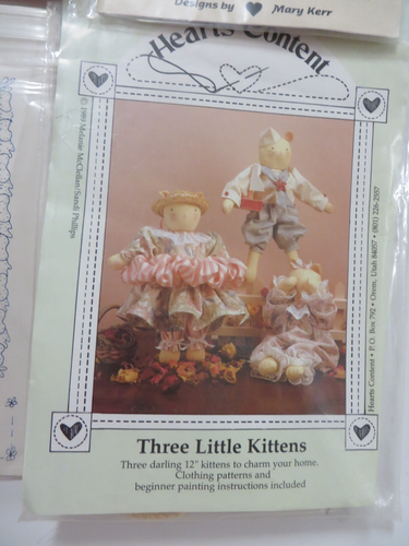 Vintage Lot of 9 Primitive Folk Art Pattern DOLLS KITTENS CATS RABBITS Country - Picture 11 of 14