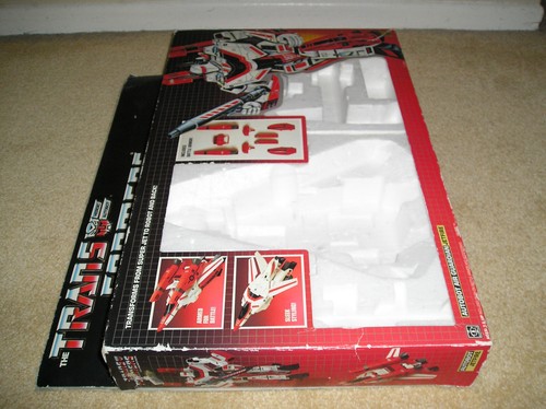 ORIGINAL VINTAGE 1984 TRANSFORMERS G1 AUTOBOT JETFIRE BOX + 2 STYROFOAM INSERTS - Picture 8 of 15