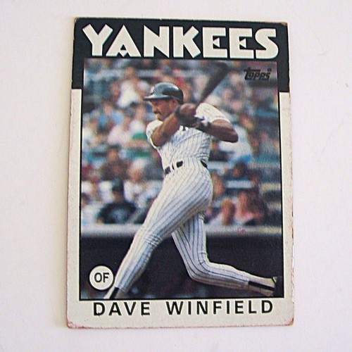 Dave Winfield HOF Autographed Photo + 3 Card Lot – Rare Tuxedo Photo & Card Lot! - Picture 6 of 7