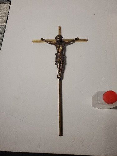 Vintage Religious Cross Wall Hanging Ornate Design/w Holy Water - Picture 4 of 4