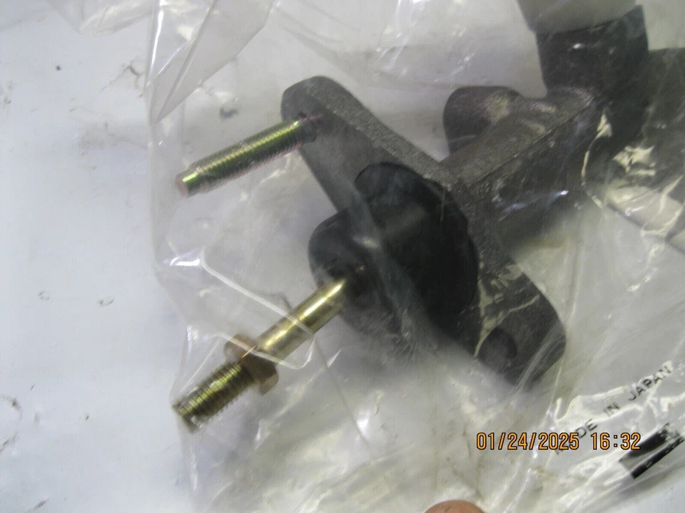 Bendix 12462 Clutch Master Cylinder Foto 4 de 4