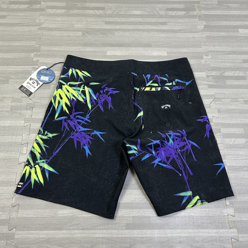 Billabong Sundays Airlite Board Shorts 8" Uomo Taglia 32 Nero Stampa Grafica $69 - Foto 8 di 8